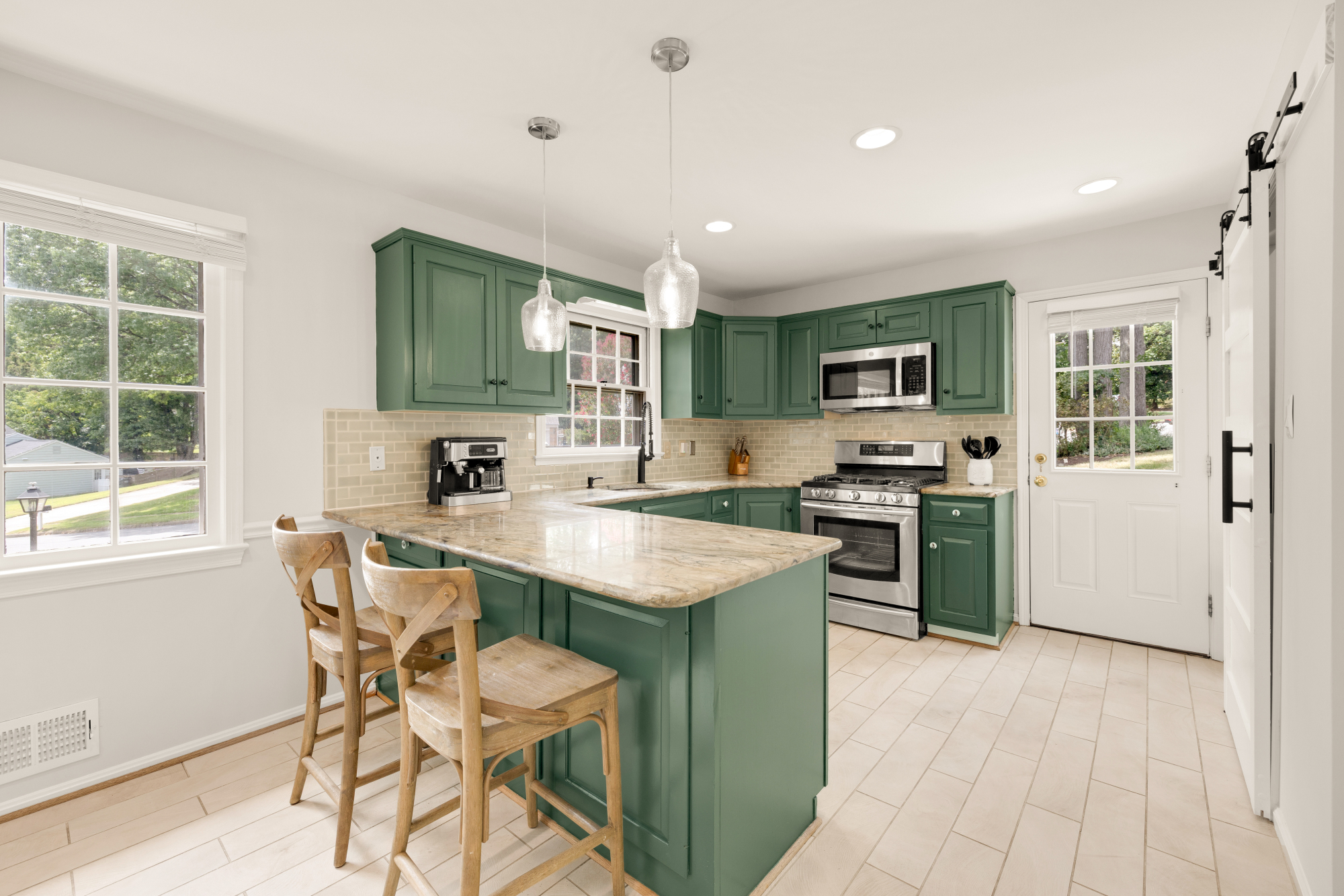 6825 Stoneybrooke Lane_Kitchen